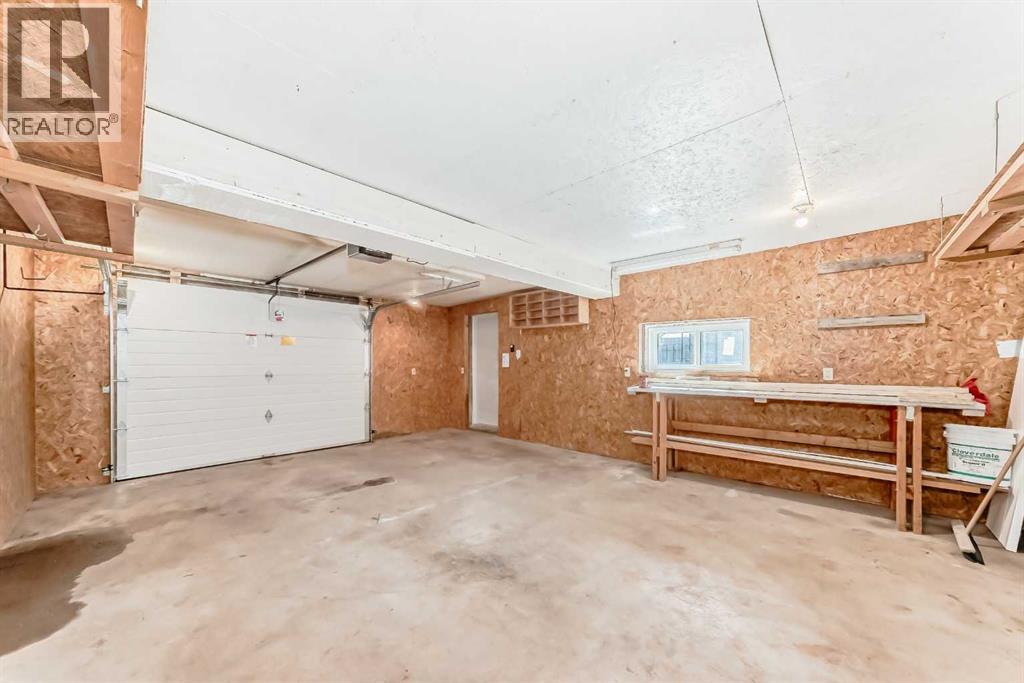 Single Family House Bi-level for Sale in   Street SW Southwood Calgary 