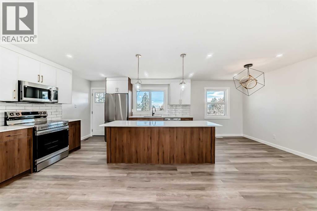 Single Family House Bi-level for Sale in   Street SW Southwood Calgary 