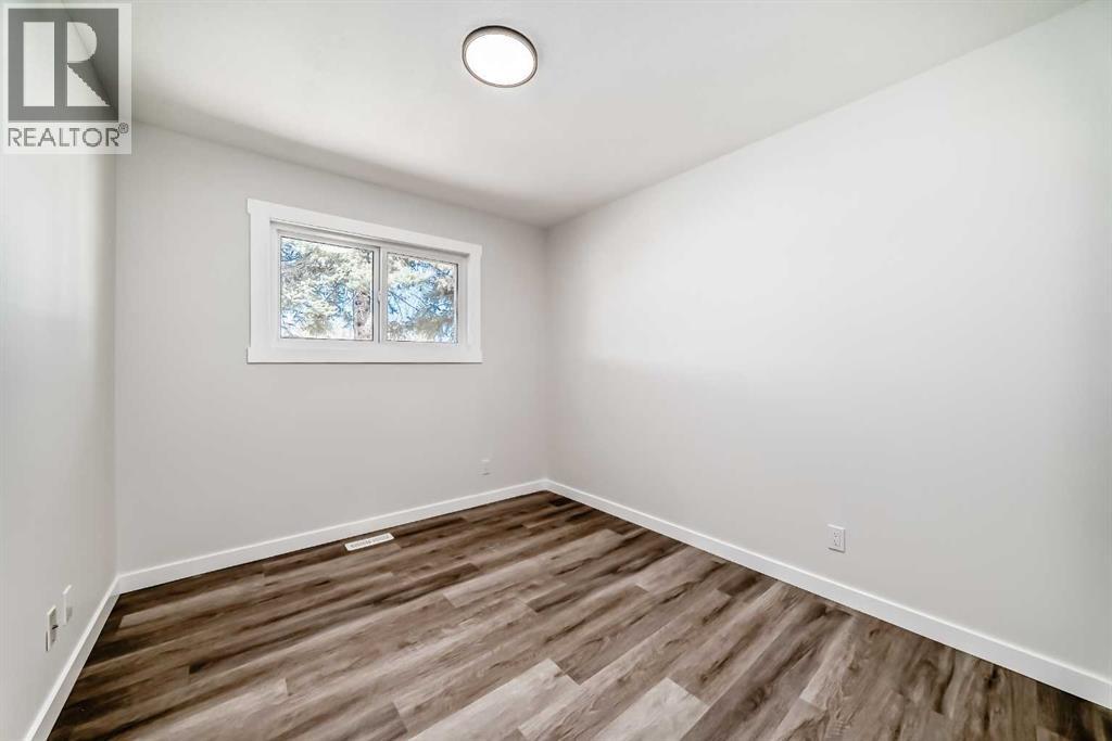 Single Family House Bi-level for Sale in   Street SW Southwood Calgary 