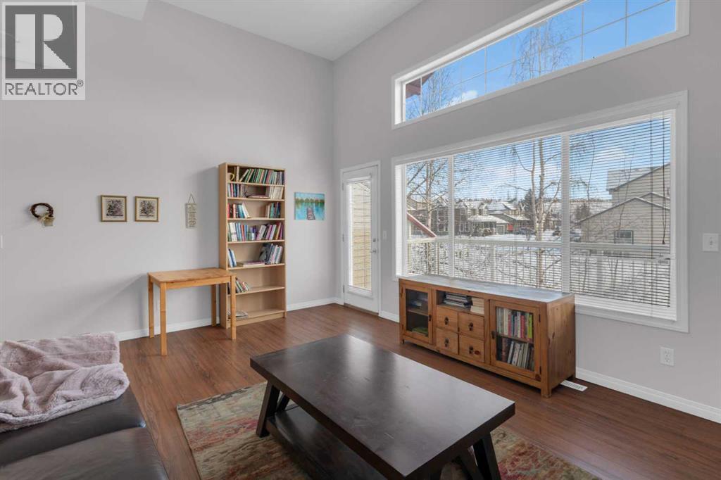 Single Family House 3 Level for Sale in  Hidden Creek Cove NW Hidden Valley Calgary 