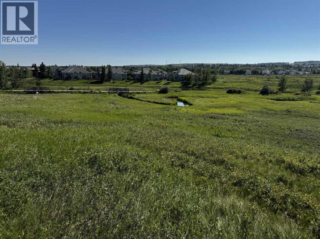 Single Family House 3 Level for Sale in  Hidden Creek Cove NW Hidden Valley Calgary 