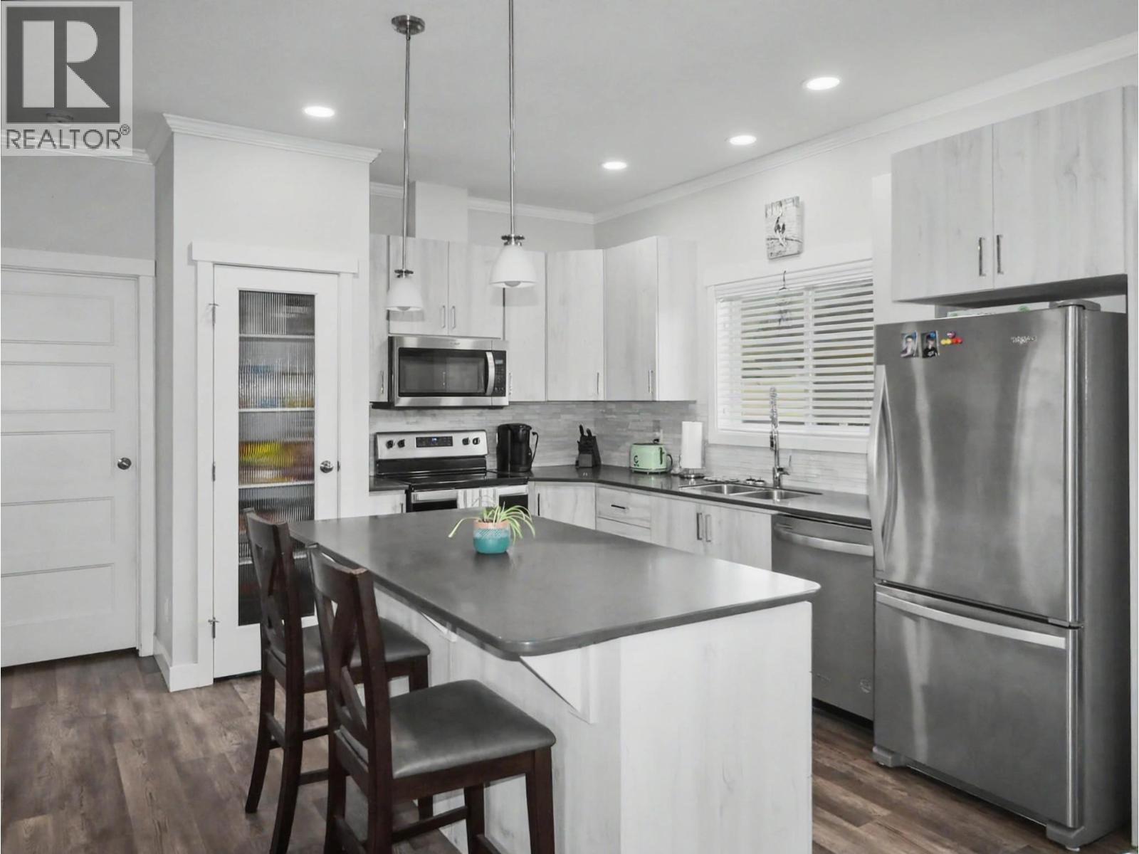 7654 18TH Street - 4