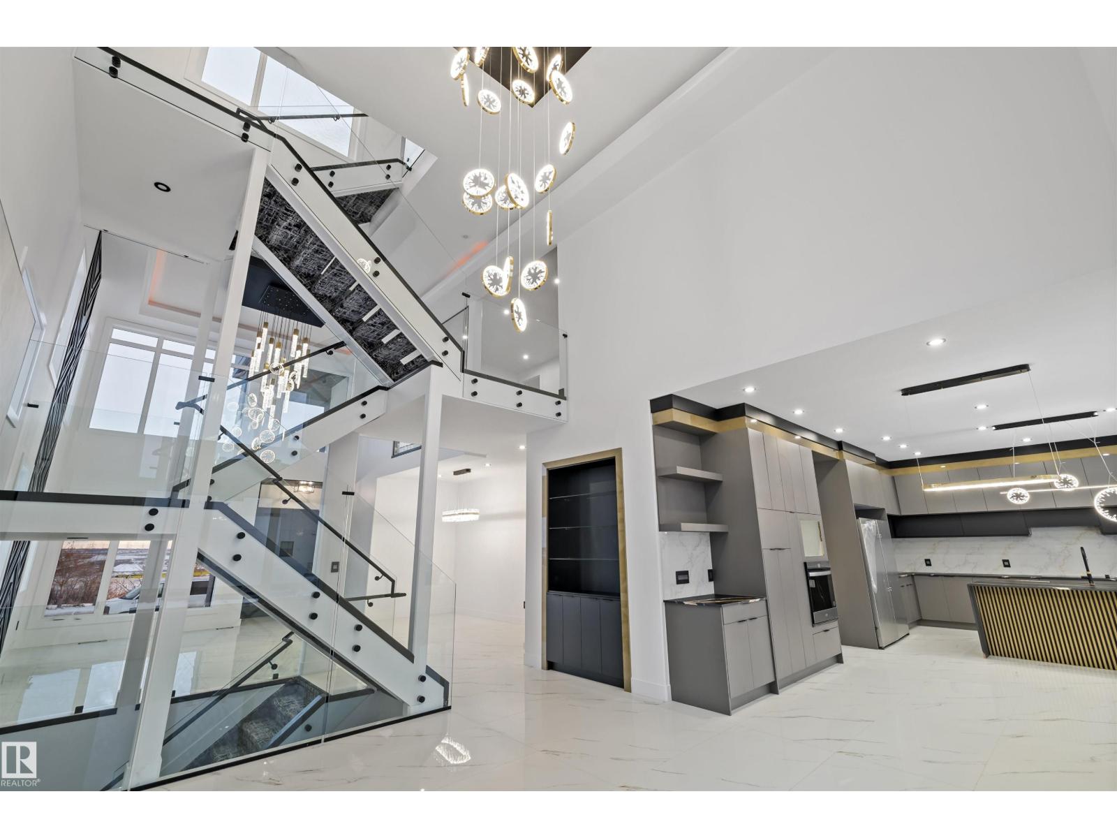 669 FRASER VISTA VS NW, Edmonton