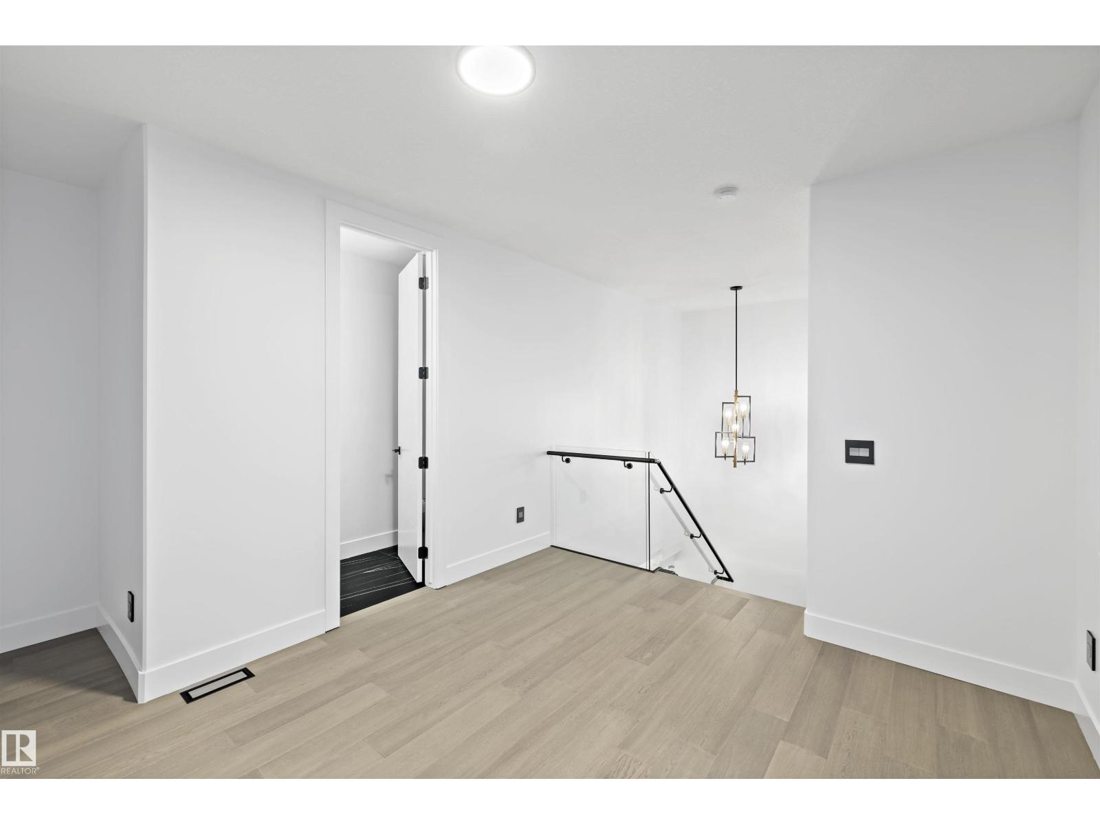 669 FRASER VISTA VS NW, Edmonton