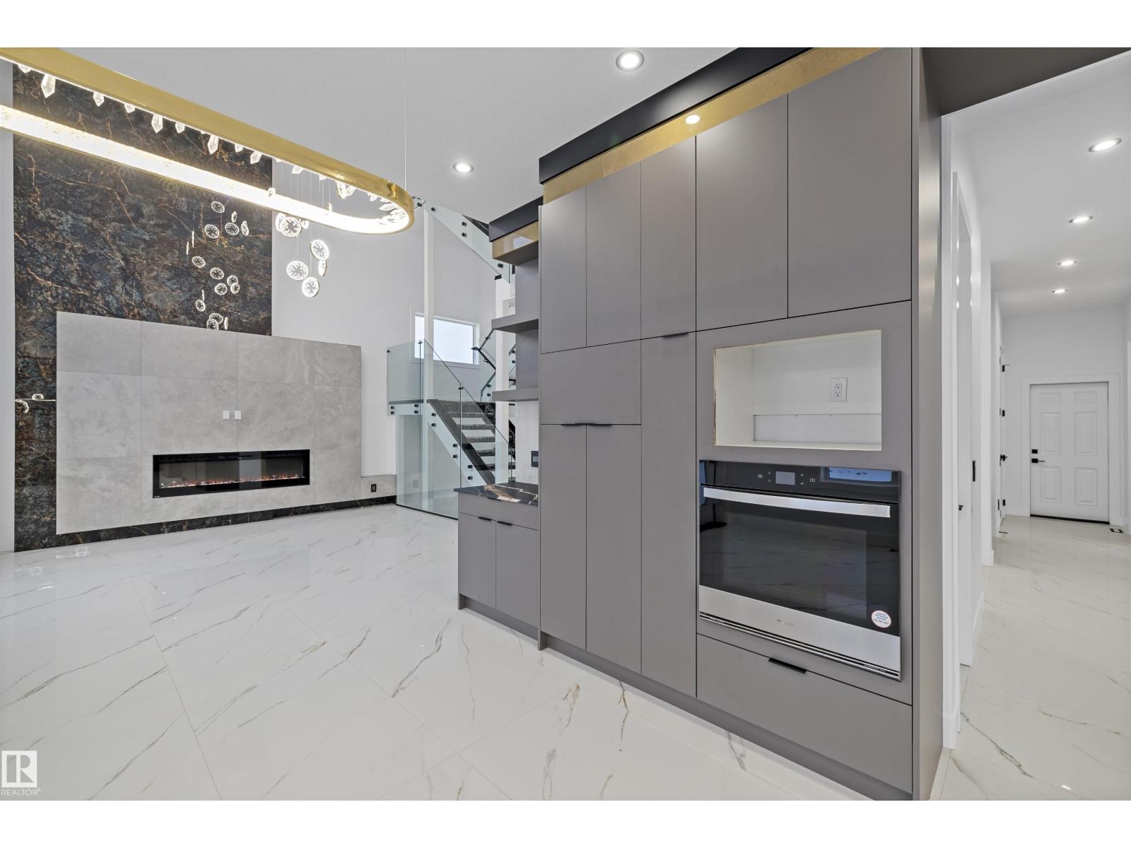 669 FRASER VISTA VS NW, Edmonton