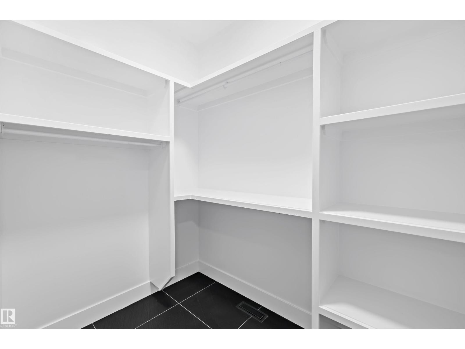 669 FRASER VISTA VS NW, Edmonton