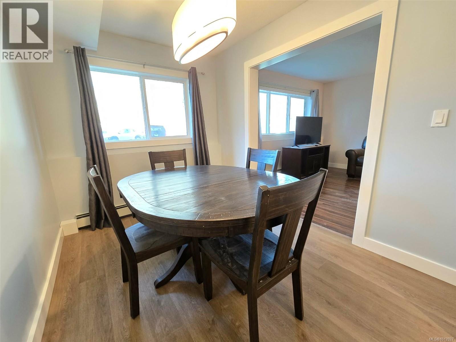 #101 7450 RUPERT ST - 6