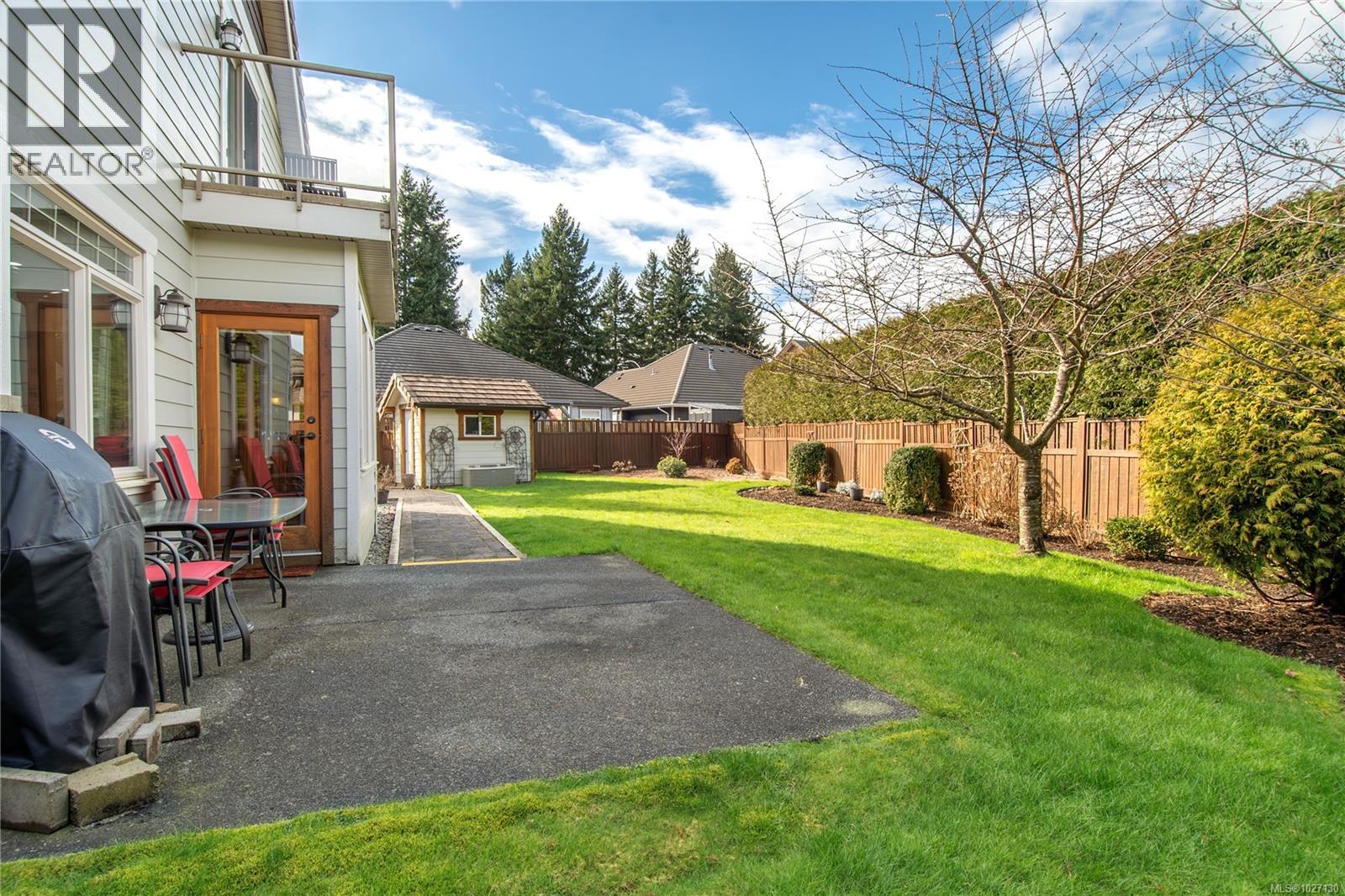 1856 CARDIFF CRES - 32