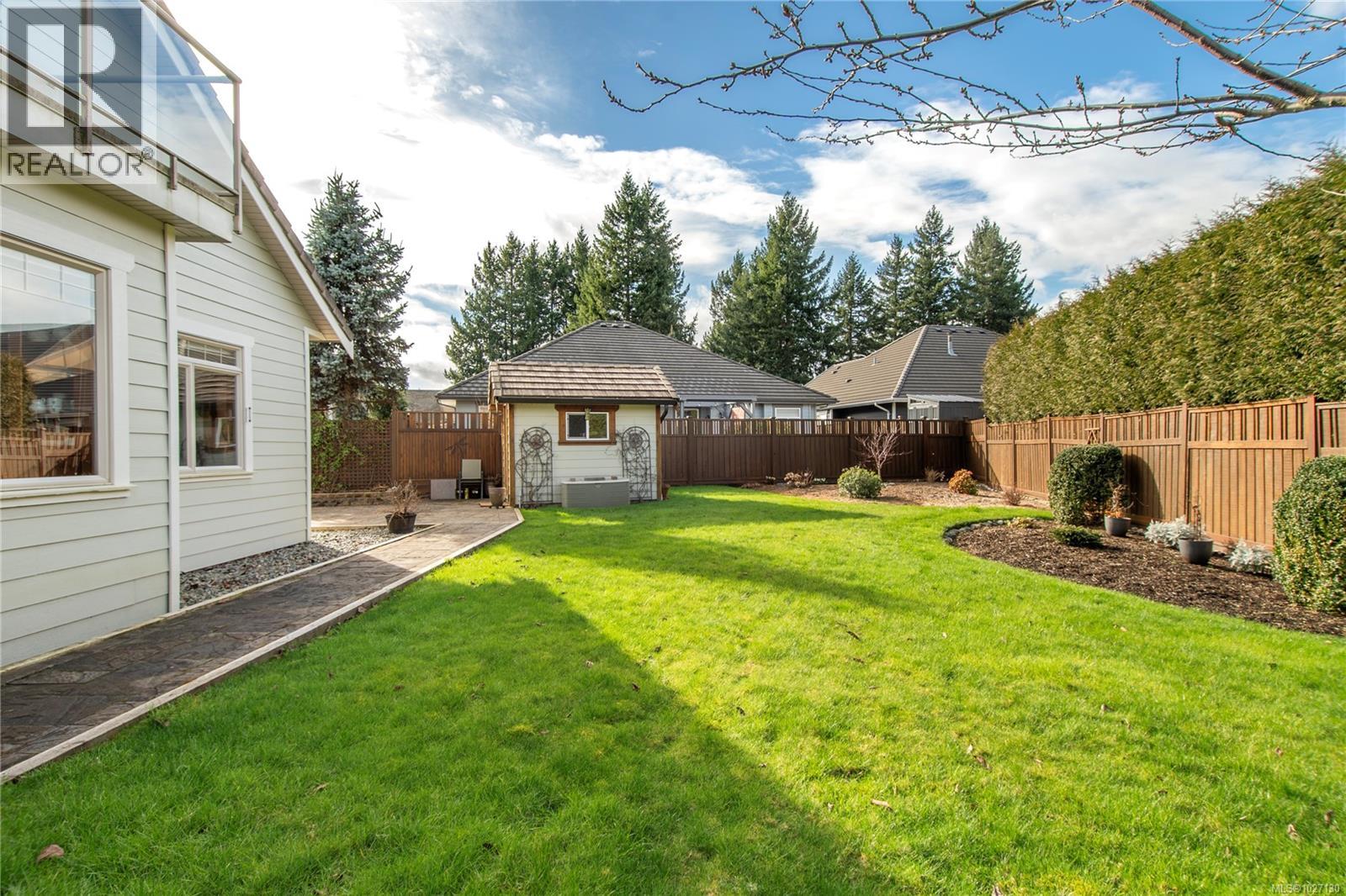 1856 CARDIFF CRES - 34