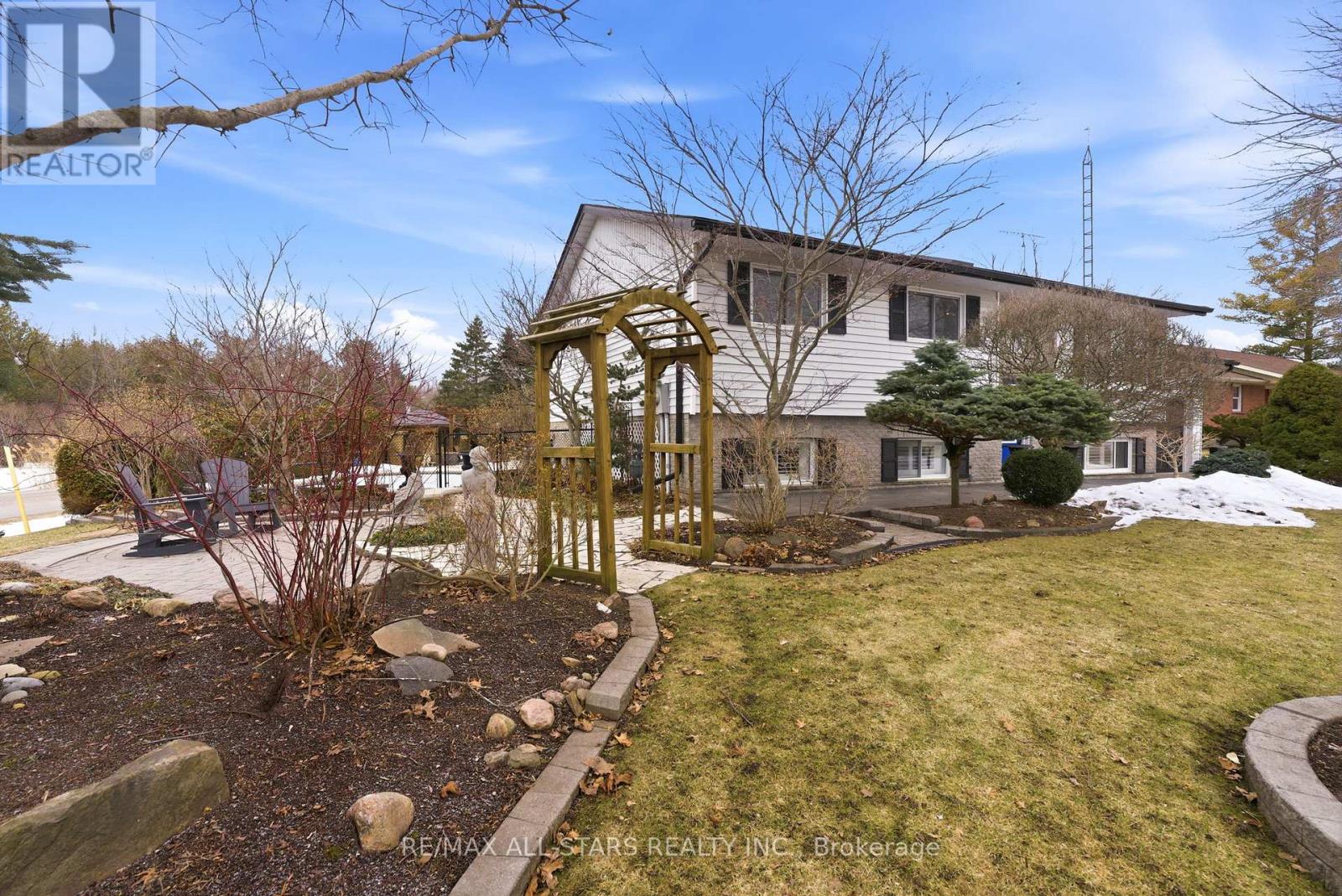 2 PEARL DRIVE,Scugog,,