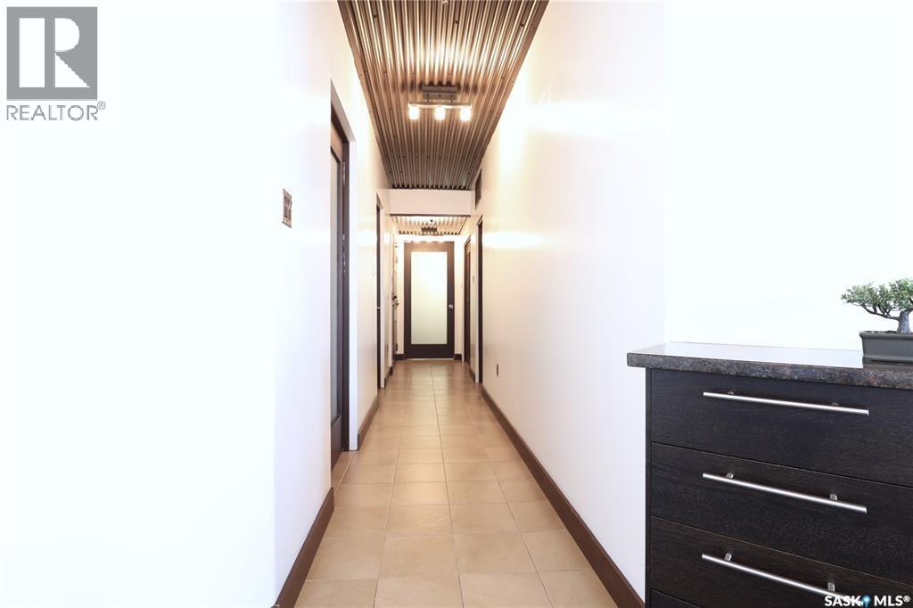 #302 1275 BROAD STREET - 16