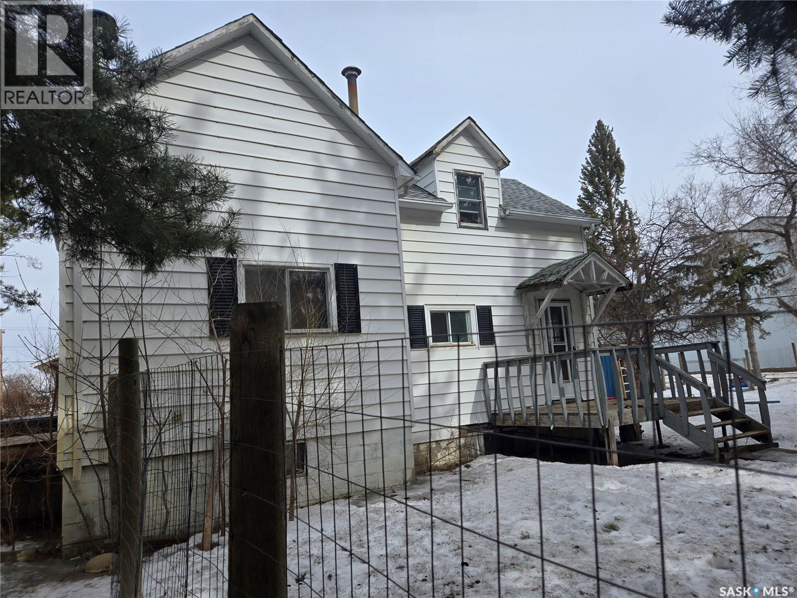 107 Van Horne STREET - 4