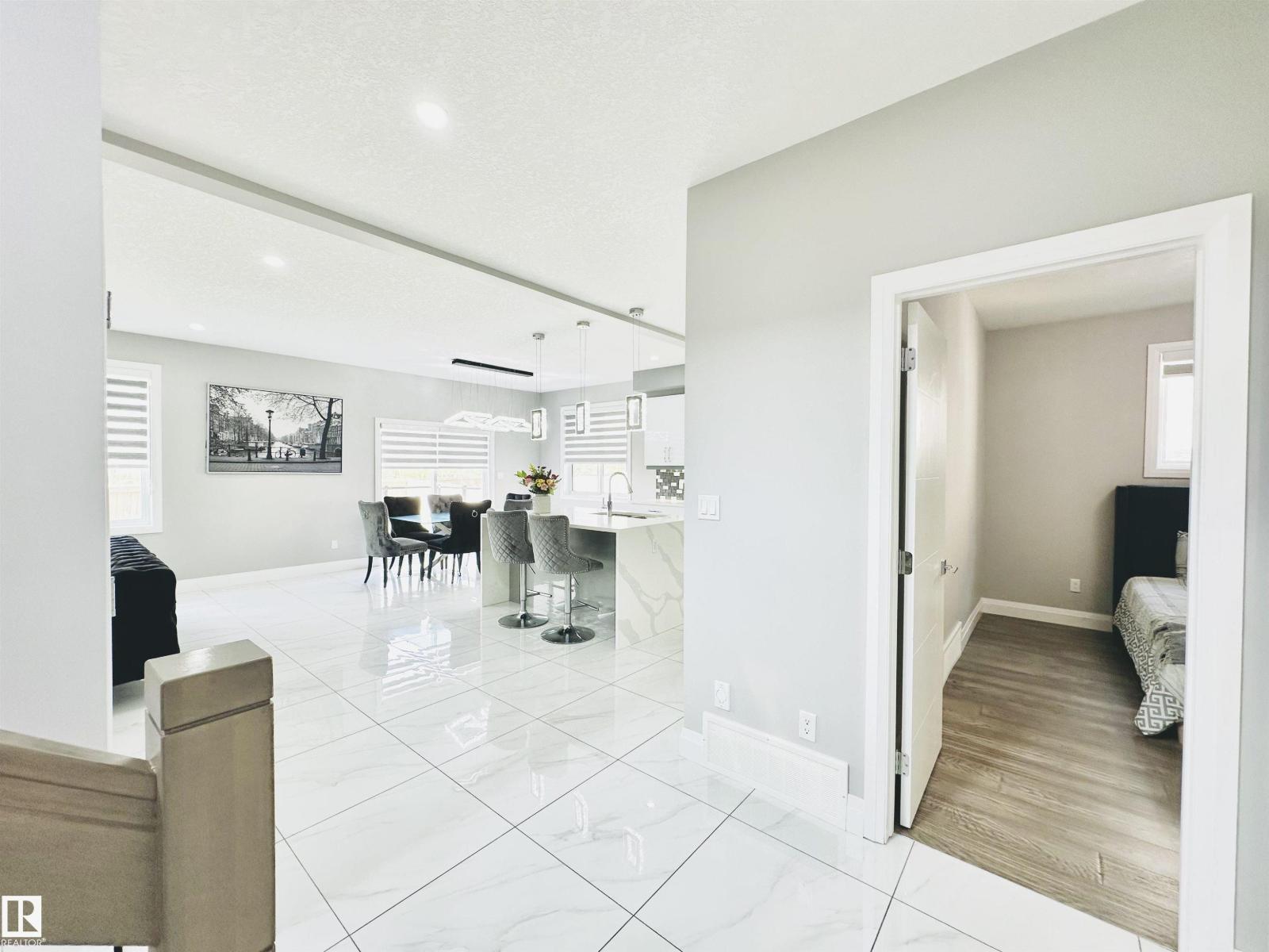 6222 172A AV NW - 15