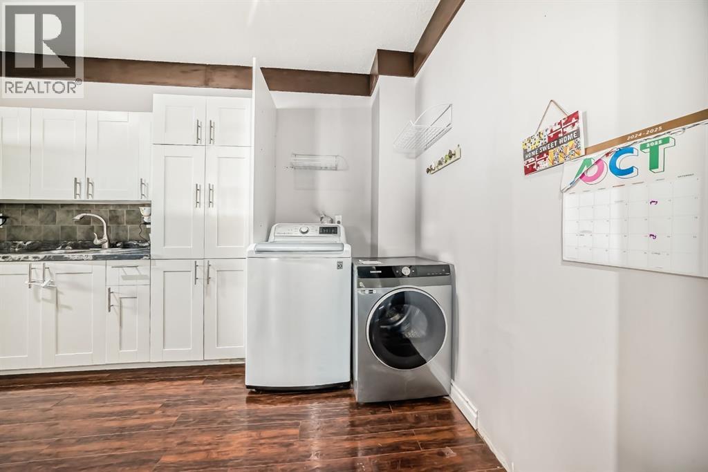 Single Family House Bi-level for Sale in D Raynard Crescent SE Albert Park/Radisson Heights Calgary 