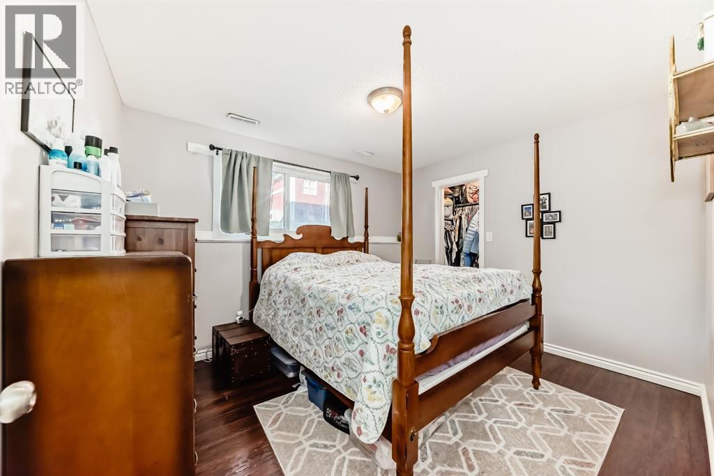 Single Family House Bi-level for Sale in D Raynard Crescent SE Albert Park/Radisson Heights Calgary 