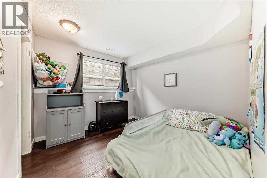 Single Family House Bi-level for Sale in D Raynard Crescent SE Albert Park/Radisson Heights Calgary 