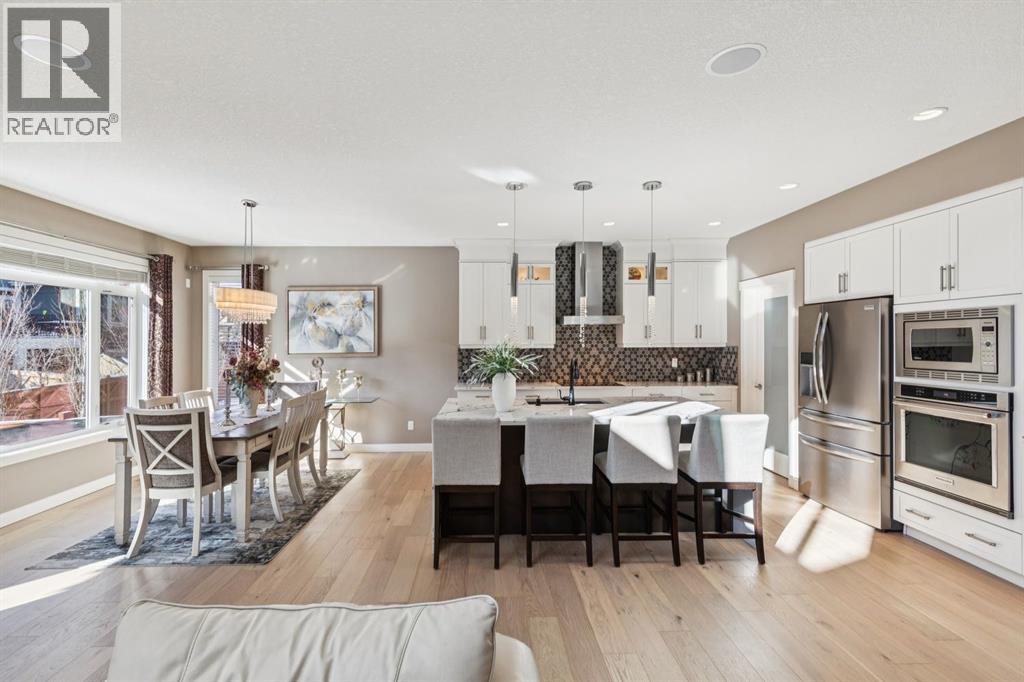 Single Family House for Sale in  Aspen Vista Way SW Aspen Woods Calgary 