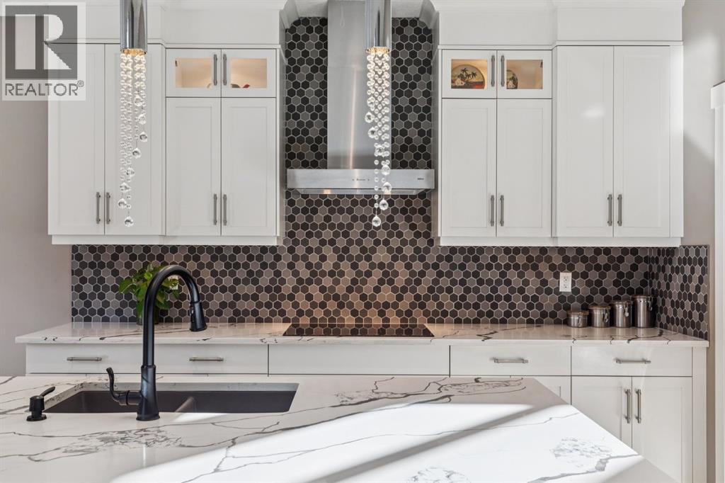 Single Family House for Sale in  Aspen Vista Way SW Aspen Woods Calgary 