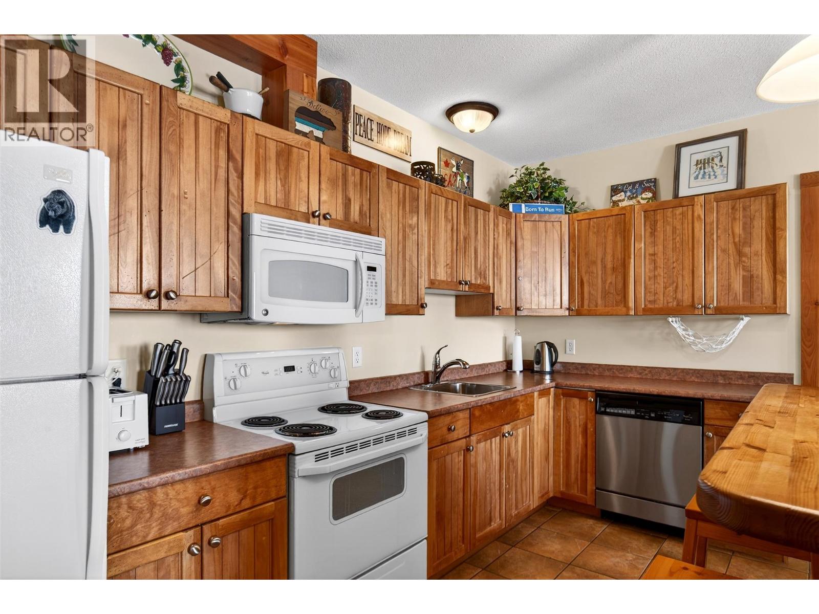 201 295 Raven Ridge Road, Big White