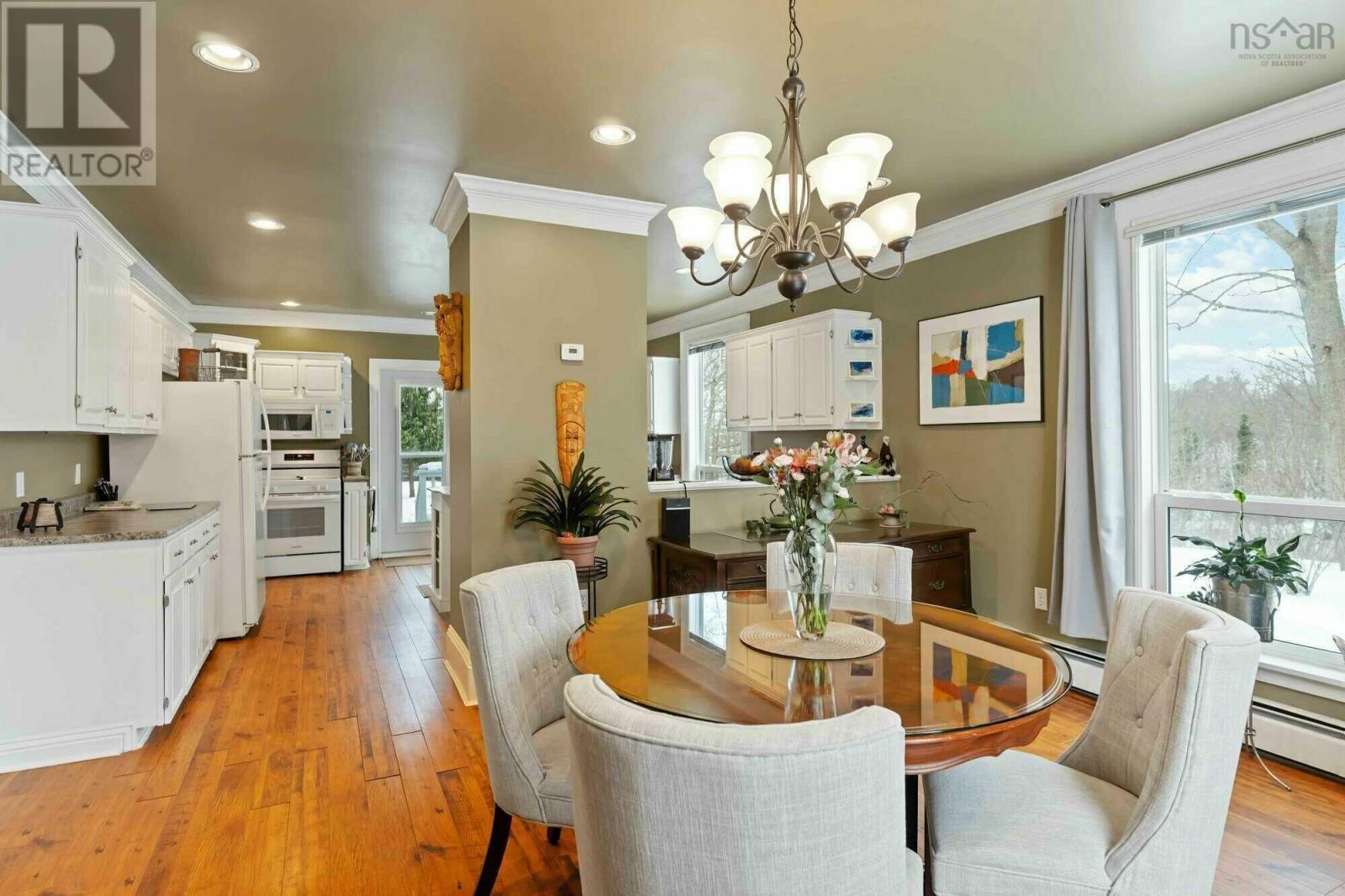 Property 4 of 21 of 607 St.George Street