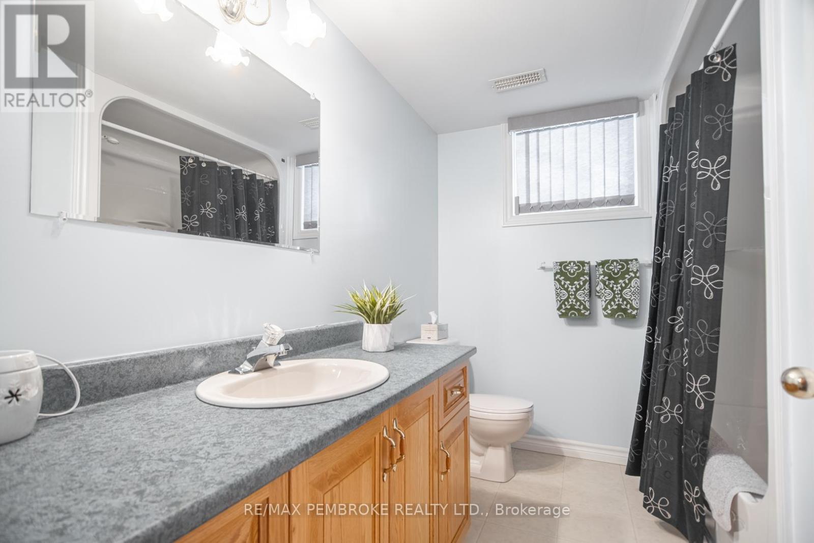 529 ANGUS CAMPBELL DRIVE, Pembroke, Ontario
