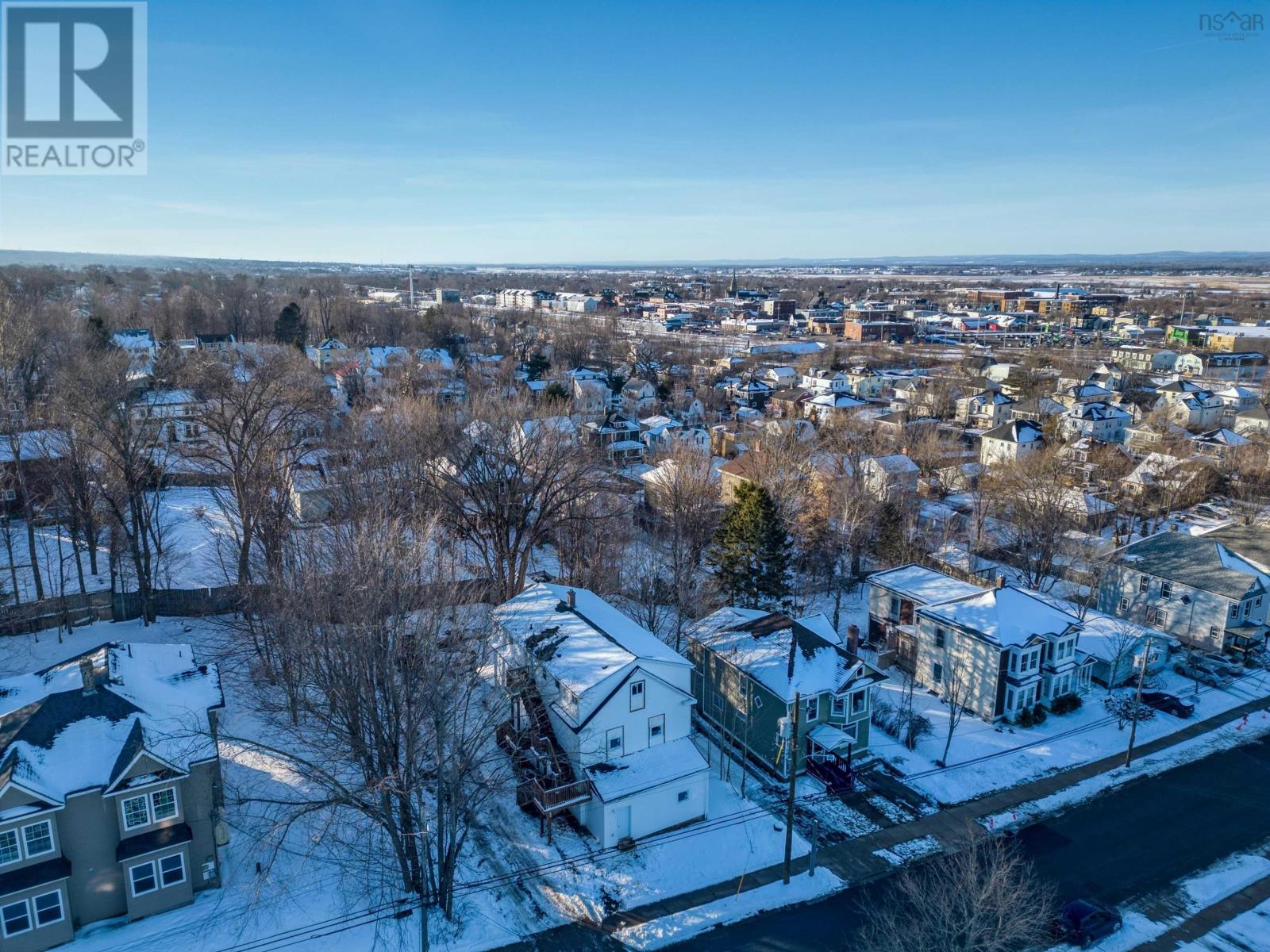 Property 16 of 49 of 66 Lyman Street