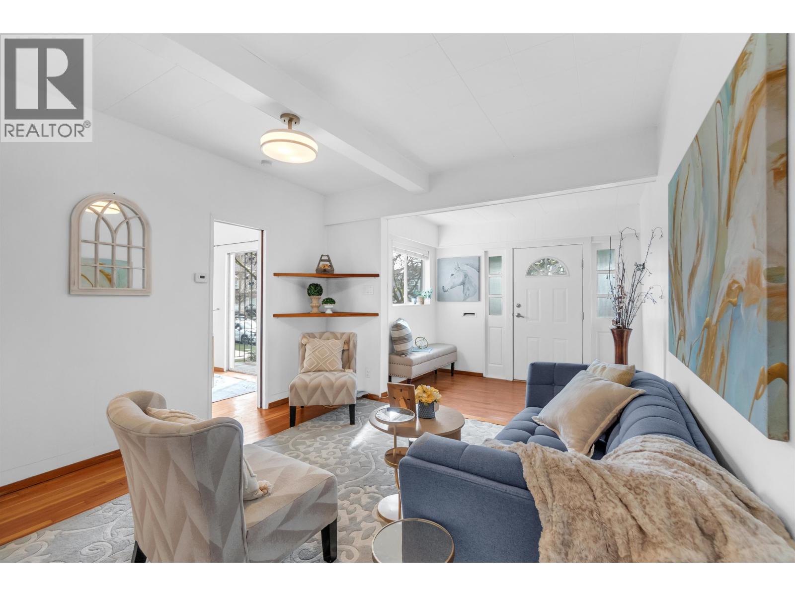 2223 8TH Avenue - photo 2