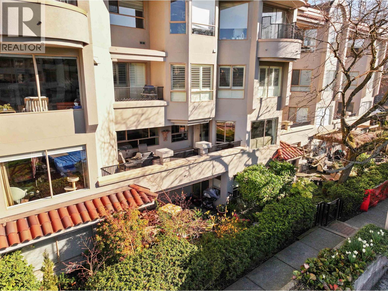 210 1859 SPYGLASS Place - photo 2