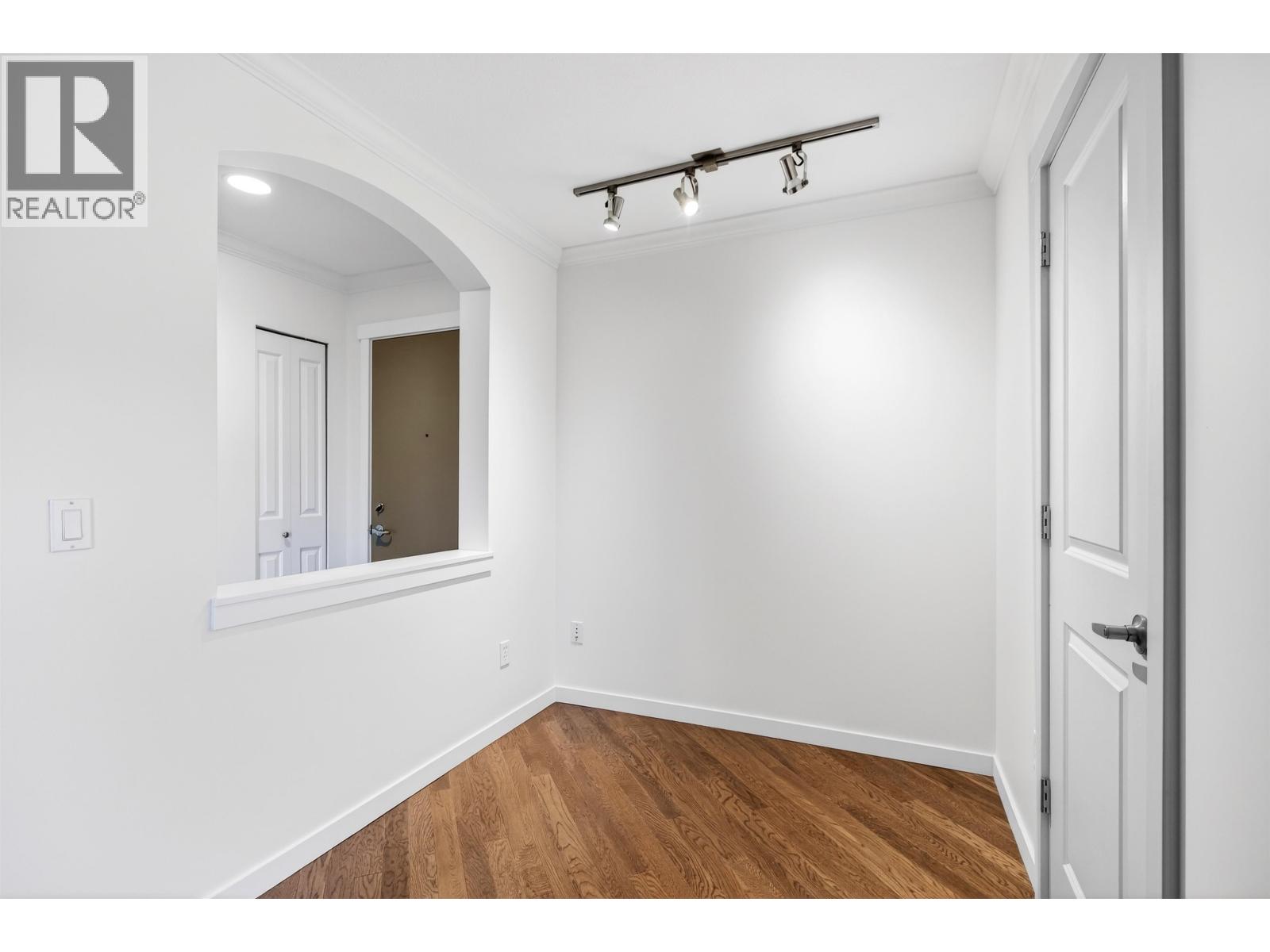 408 300 KLAHANIE DRIVE, Port Moody