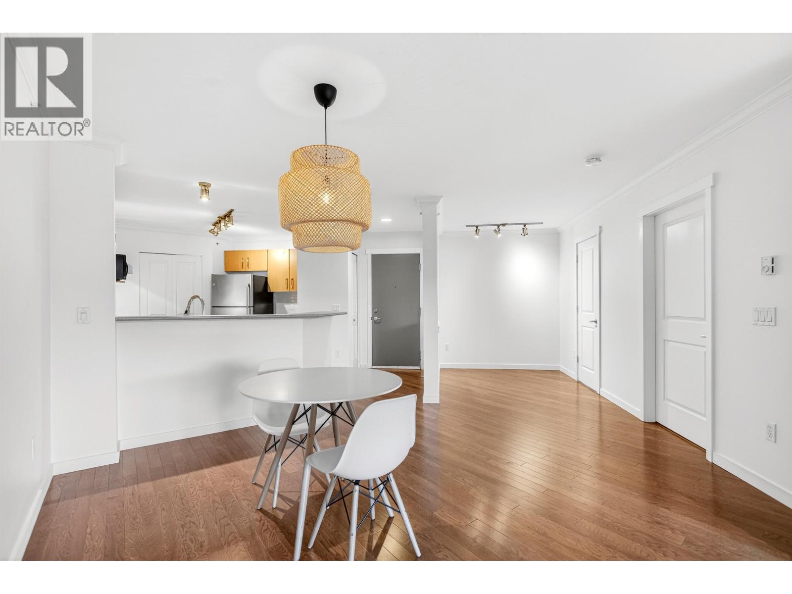 408 300 KLAHANIE DRIVE, Port Moody