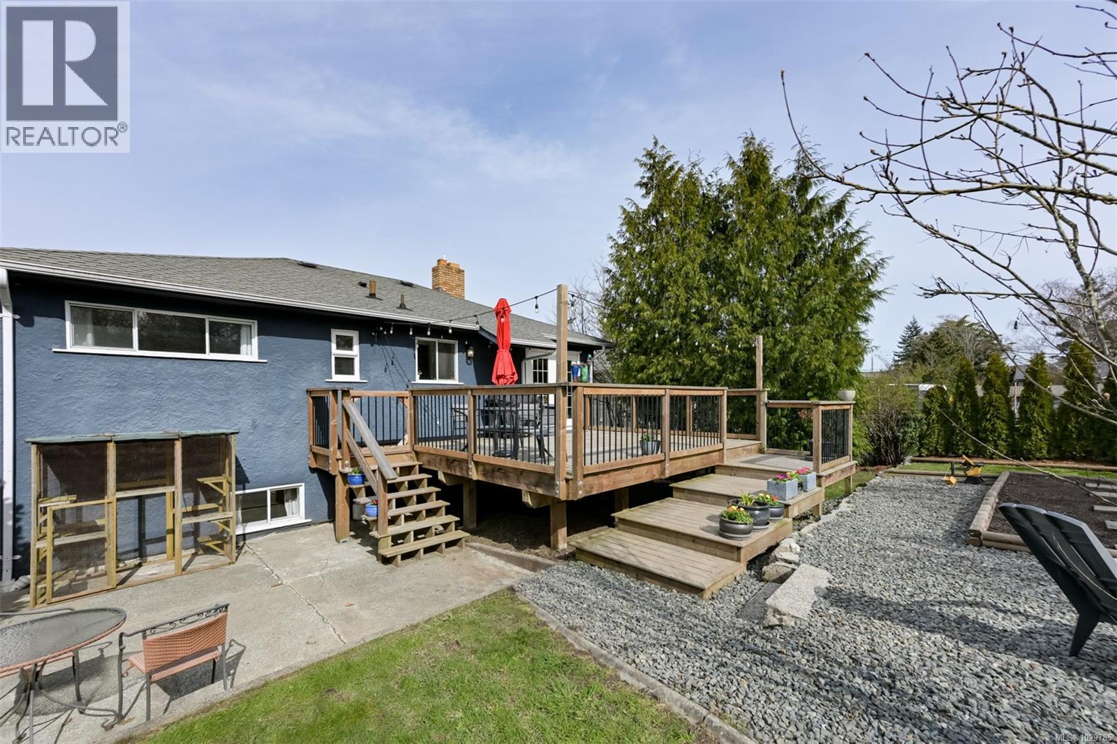  3855 Seaton Street, Saanich