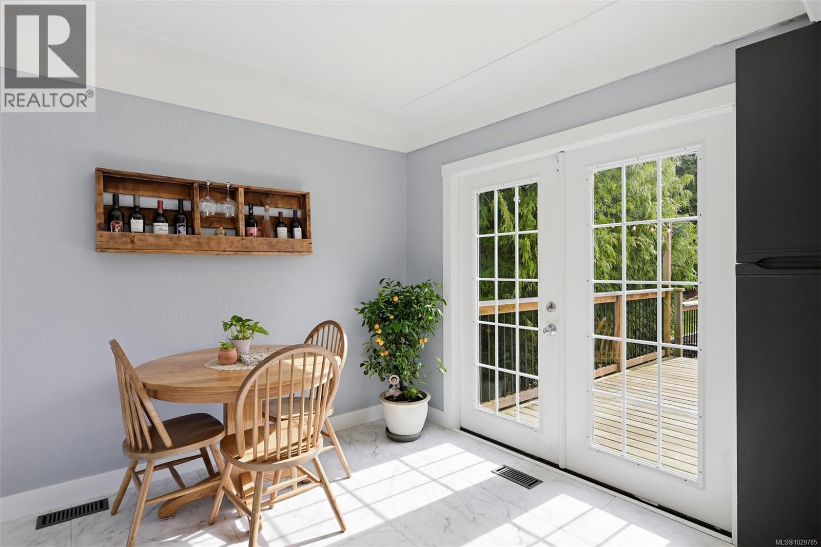  3855 Seaton Street, Saanich