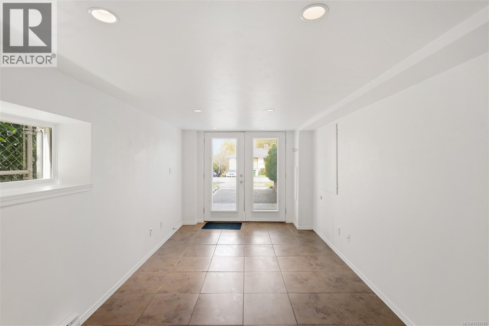  3855 Seaton Street, Saanich