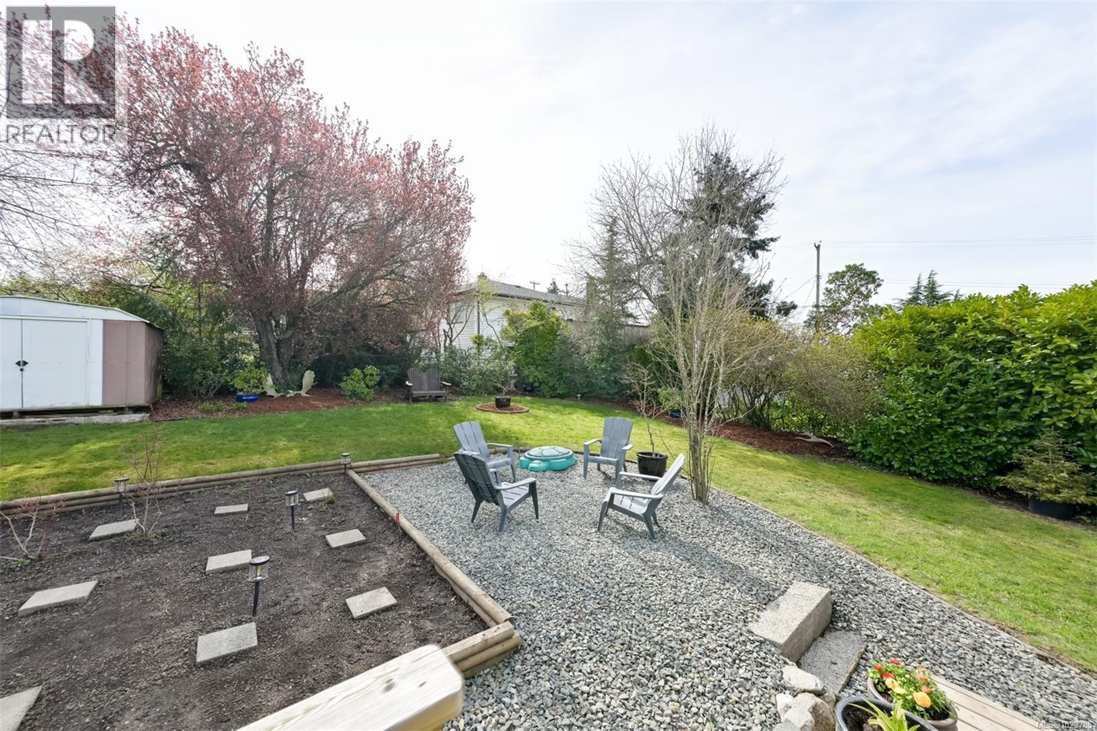  3855 Seaton Street, Saanich