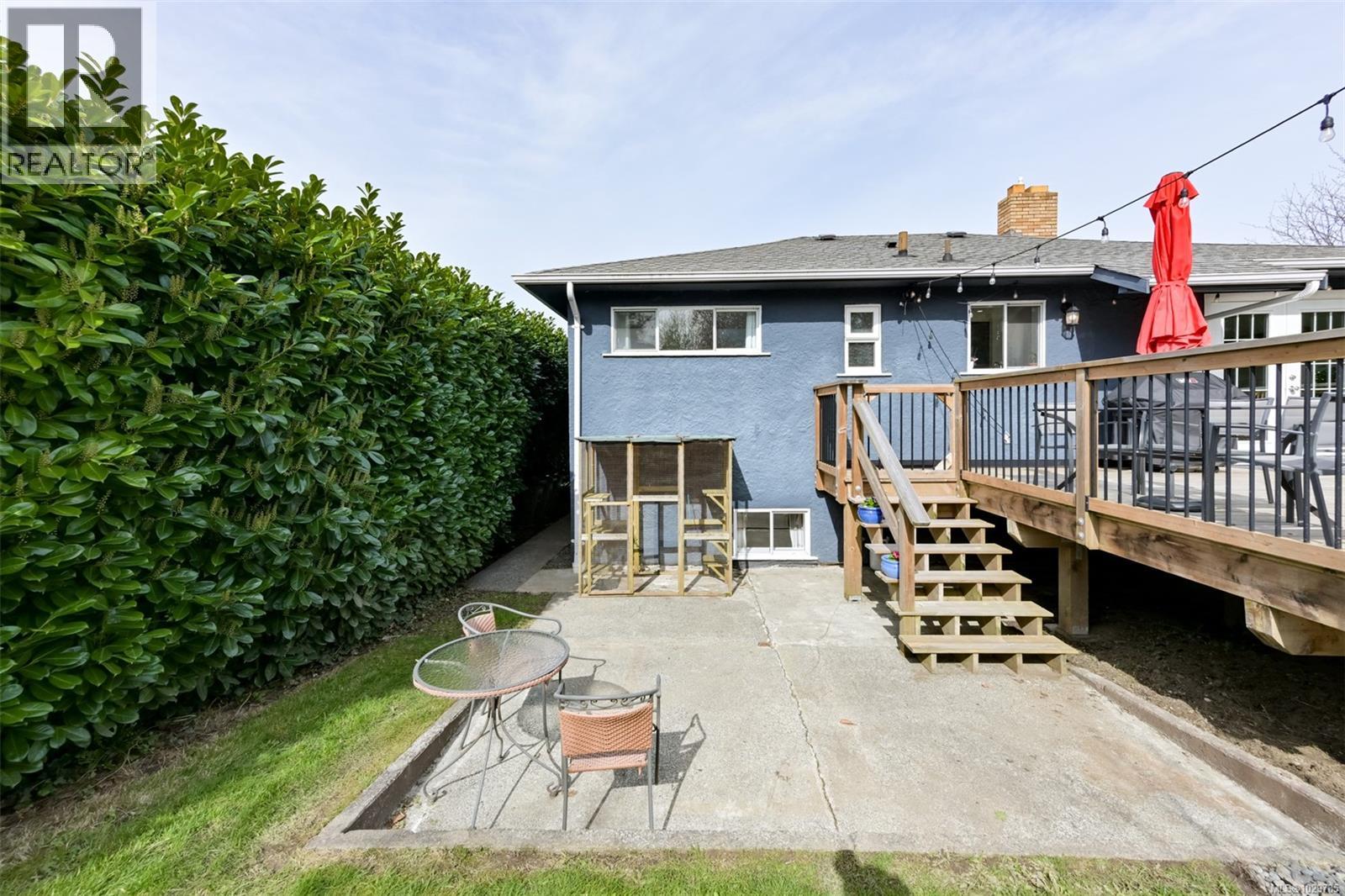  3855 Seaton Street, Saanich