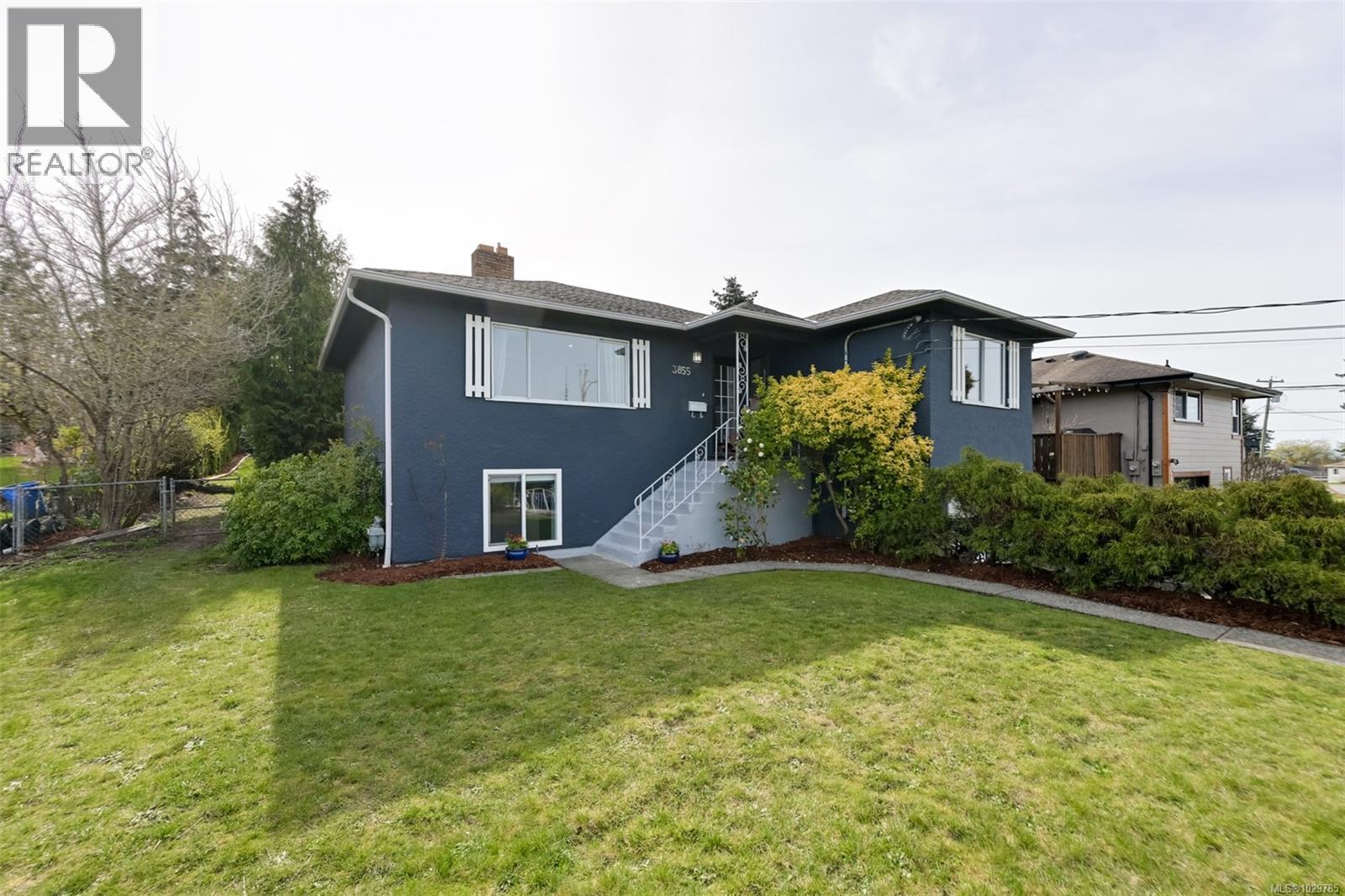 3855 Seaton Street, Saanich