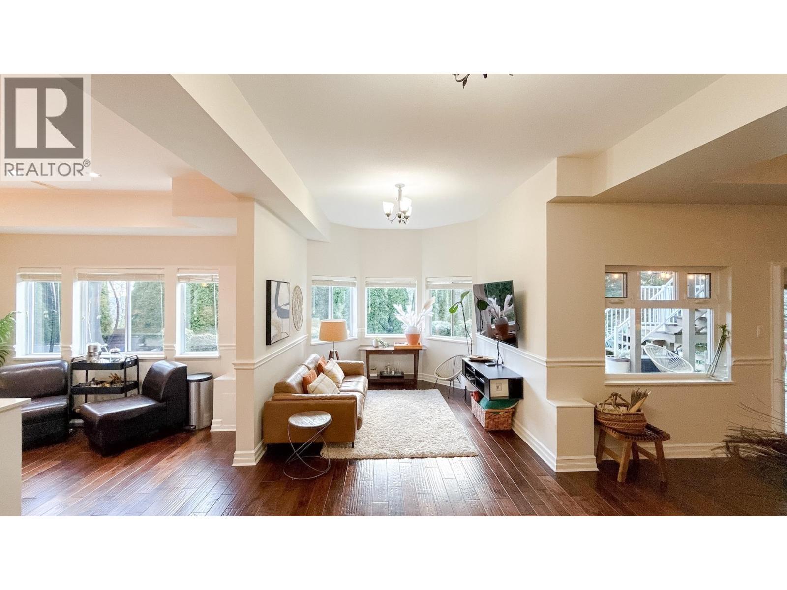 2606 SANDSTONE COURT