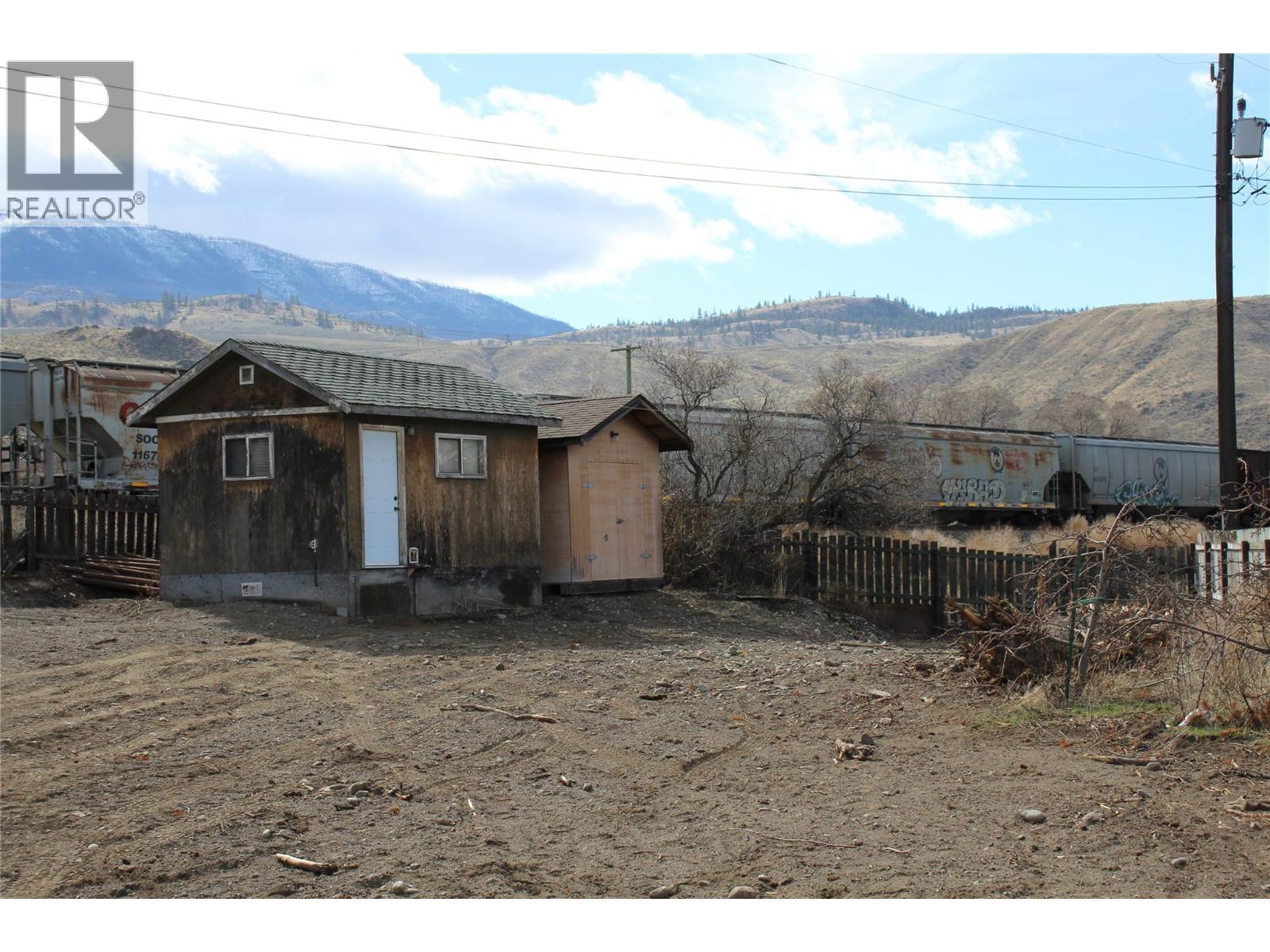  7114 Hillcrest Drive, Kamloops