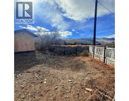 7114 Hillcrest Drive, Kamloops, BC V0K2J0 Photo 12