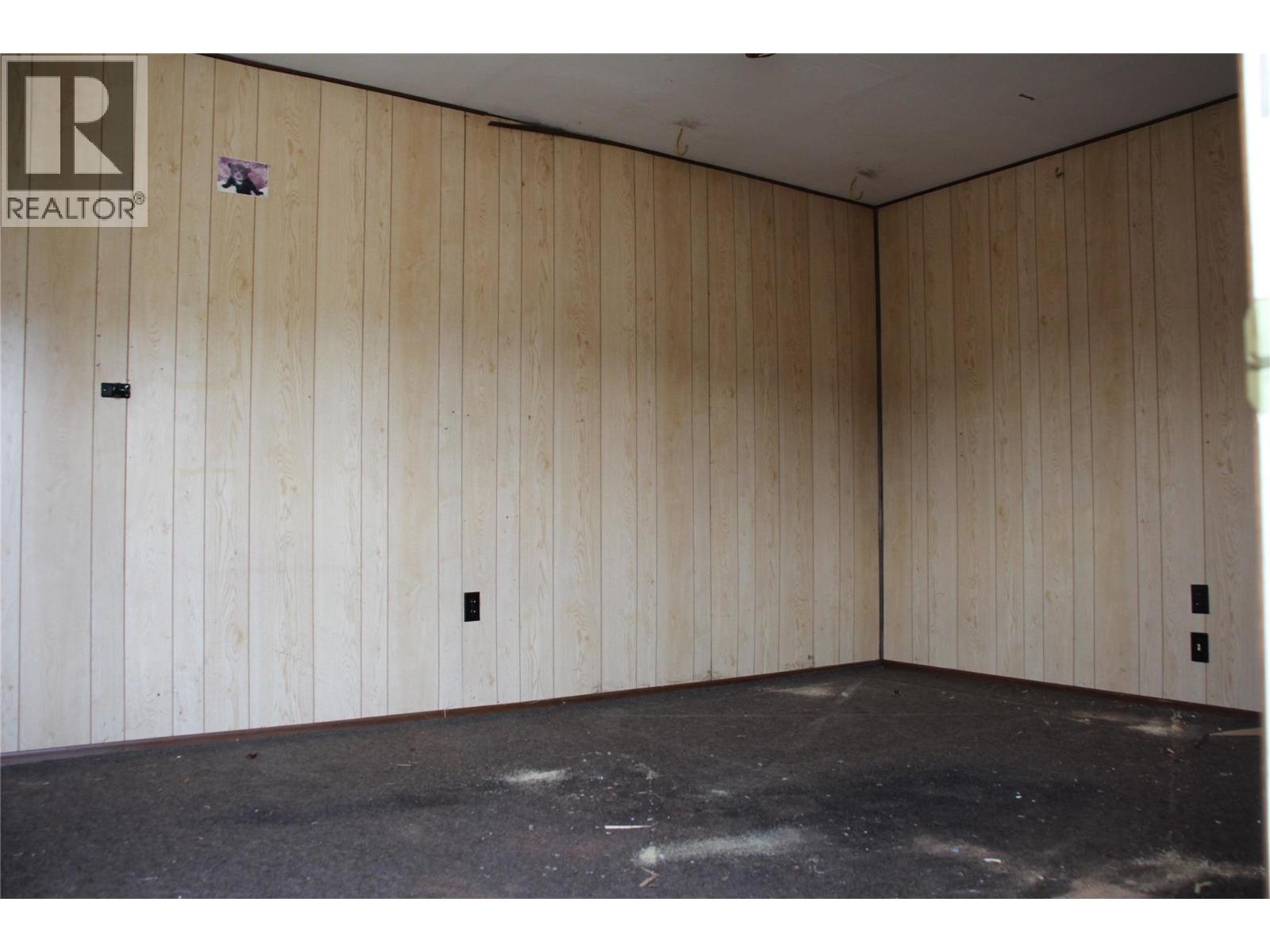  7114 Hillcrest Drive, Kamloops