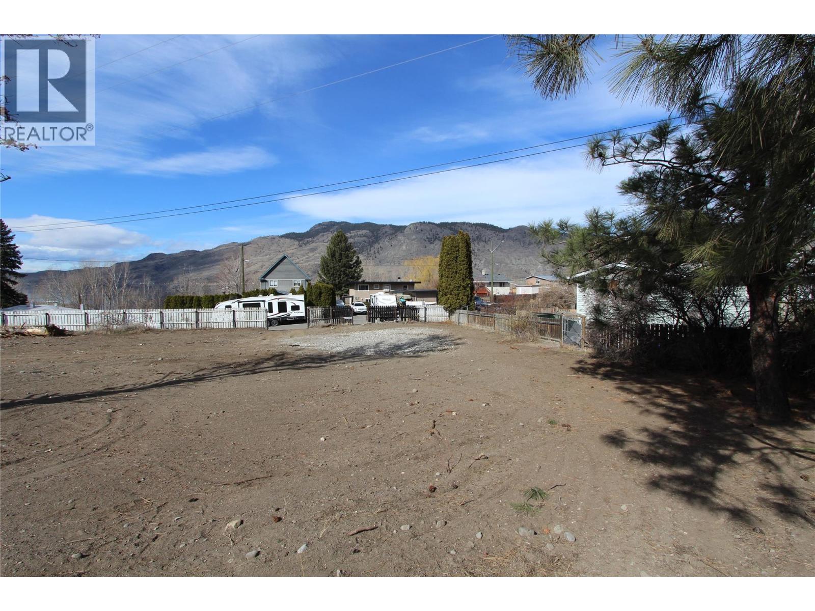  7114 Hillcrest Drive, Kamloops