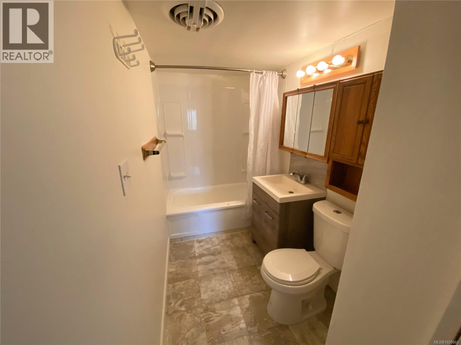  1178 Rhoda Lane, Esquimalt