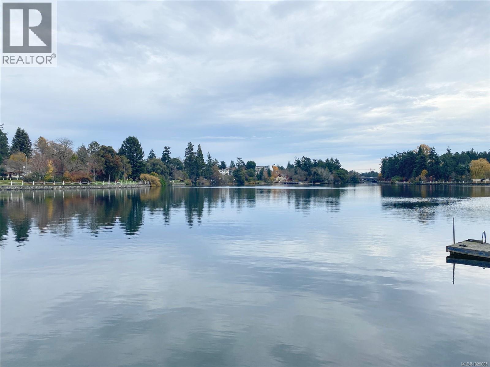  1178 Rhoda Lane, Esquimalt