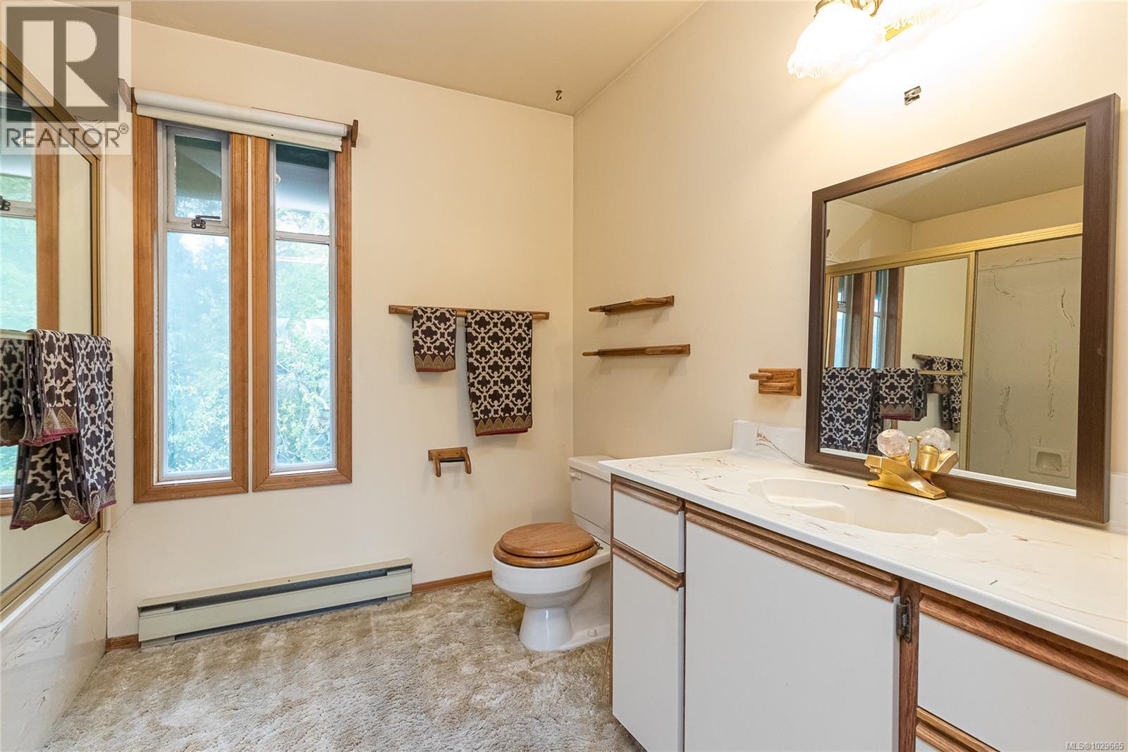  1178 Rhoda Lane, Esquimalt