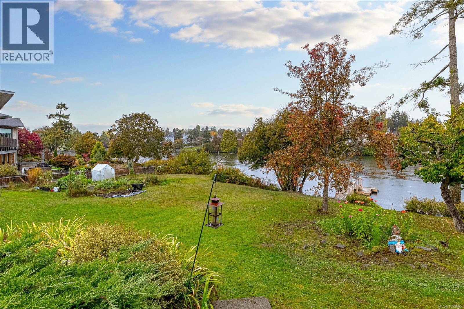  1178 Rhoda Lane, Esquimalt