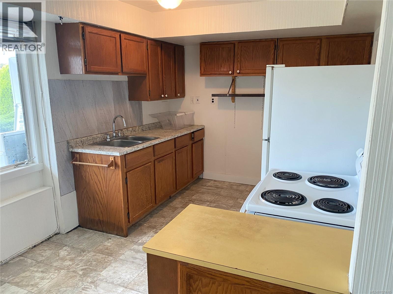  1178 Rhoda Lane, Esquimalt