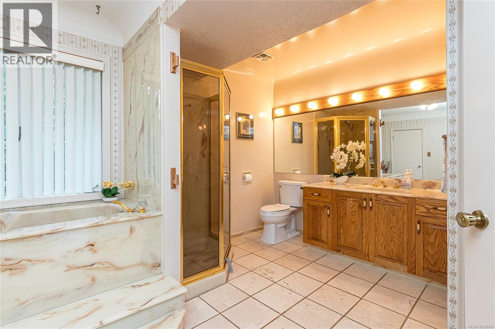  1178 Rhoda Lane, Esquimalt