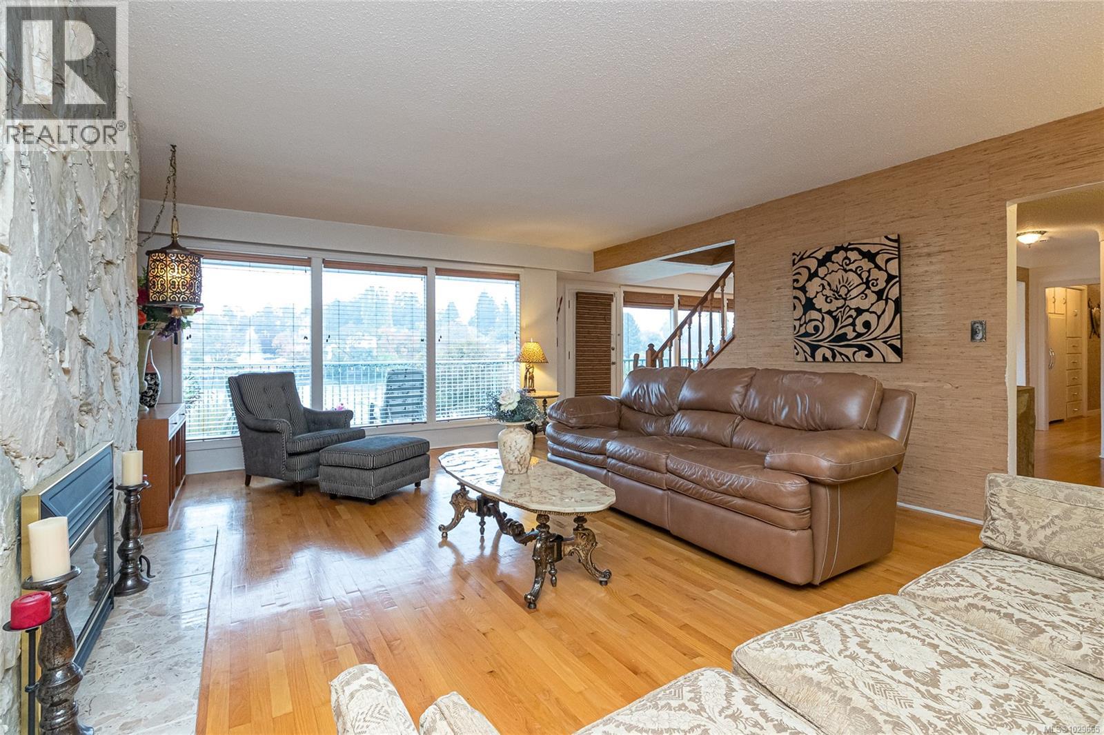  1178 Rhoda Lane, Esquimalt