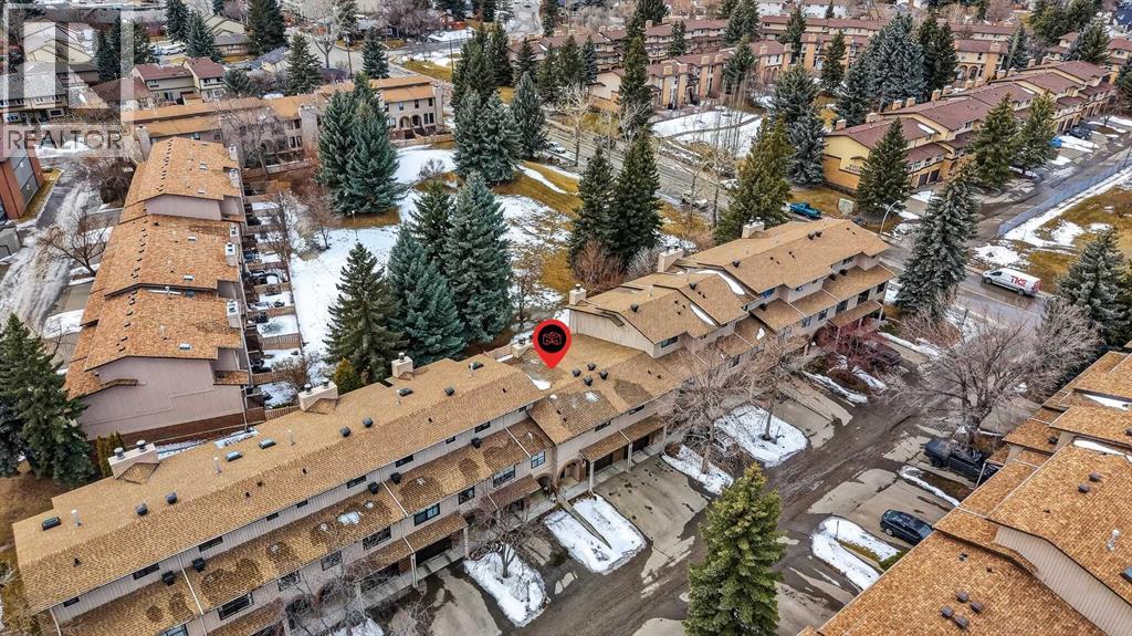 Single Family House 4 Level for Sale in  Canterbury Gardens SW Canyon Meadows Calgary 