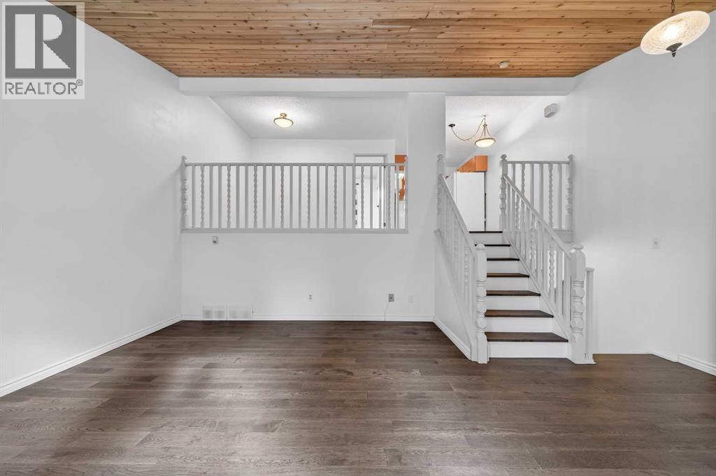 Single Family House 4 Level for Sale in  Canterbury Gardens SW Canyon Meadows Calgary 